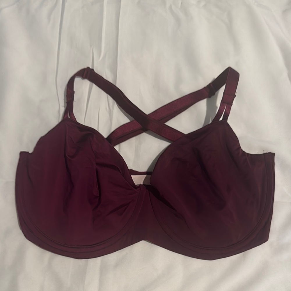 Women's Burgundy(“kir”color) Bra with convertible Straps